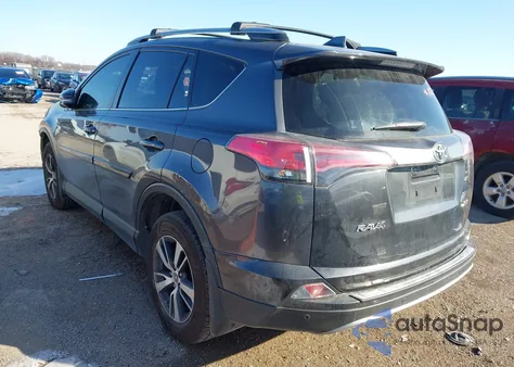 2018 Toyota Rav4 Xle from USA, damaged, VIN JTMWFREV2JJ746351